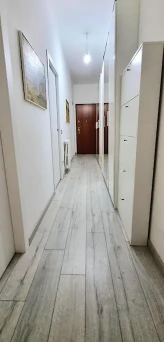 Dream Apartments Fantastico Appartamento Milano Con 2 Camere Matrimoniali E 2 Bagni Privati